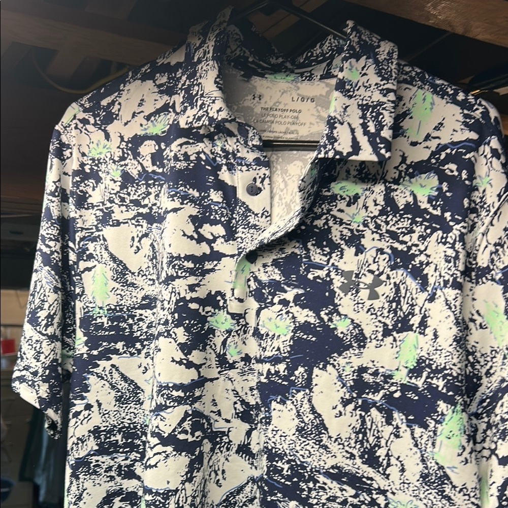 Under Armour Blue and Green Casual Button Down Shirt